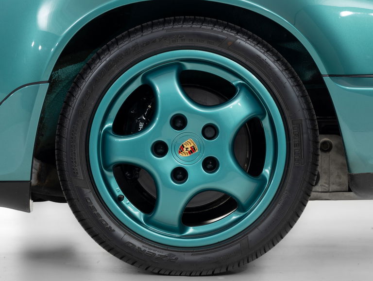 Porsche 964 Carrera 2 Speedster