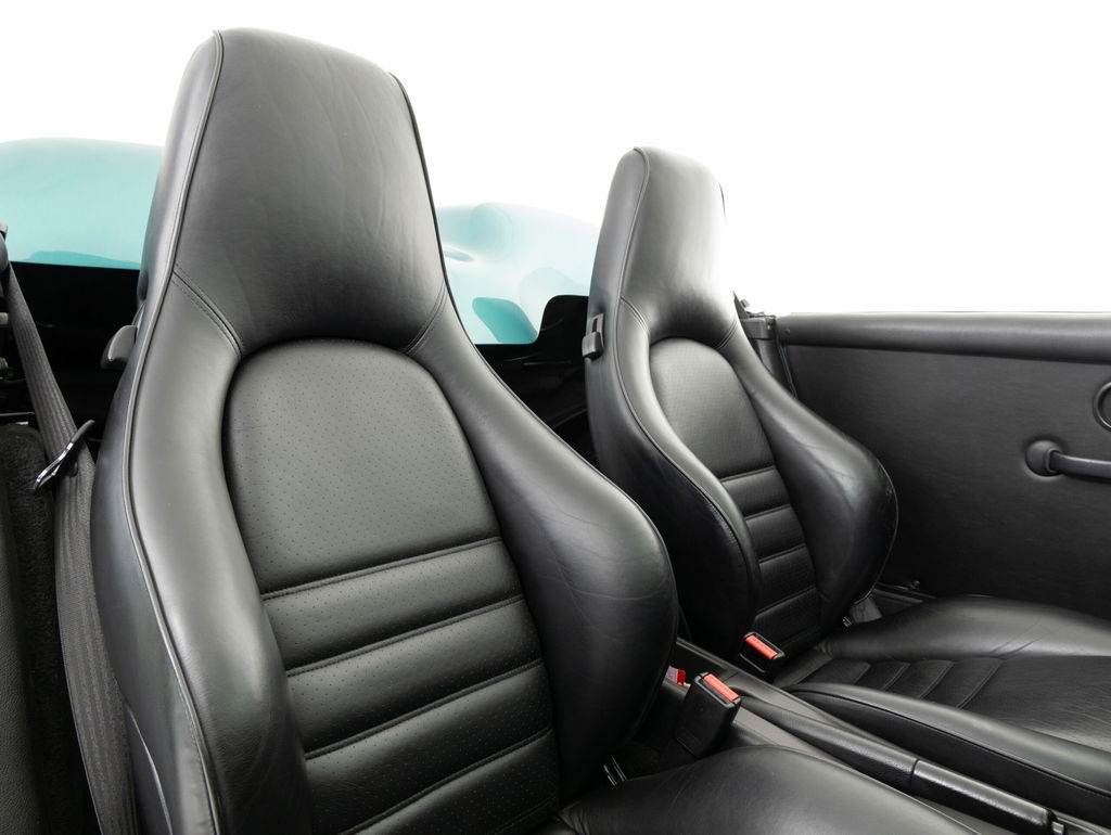 Porsche 964 Carrera 2 Speedster