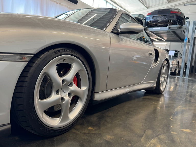 Porsche 996 Turbo