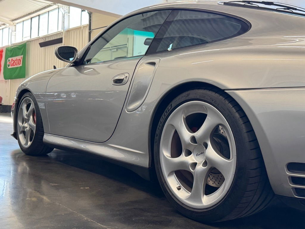 Porsche 996 Turbo