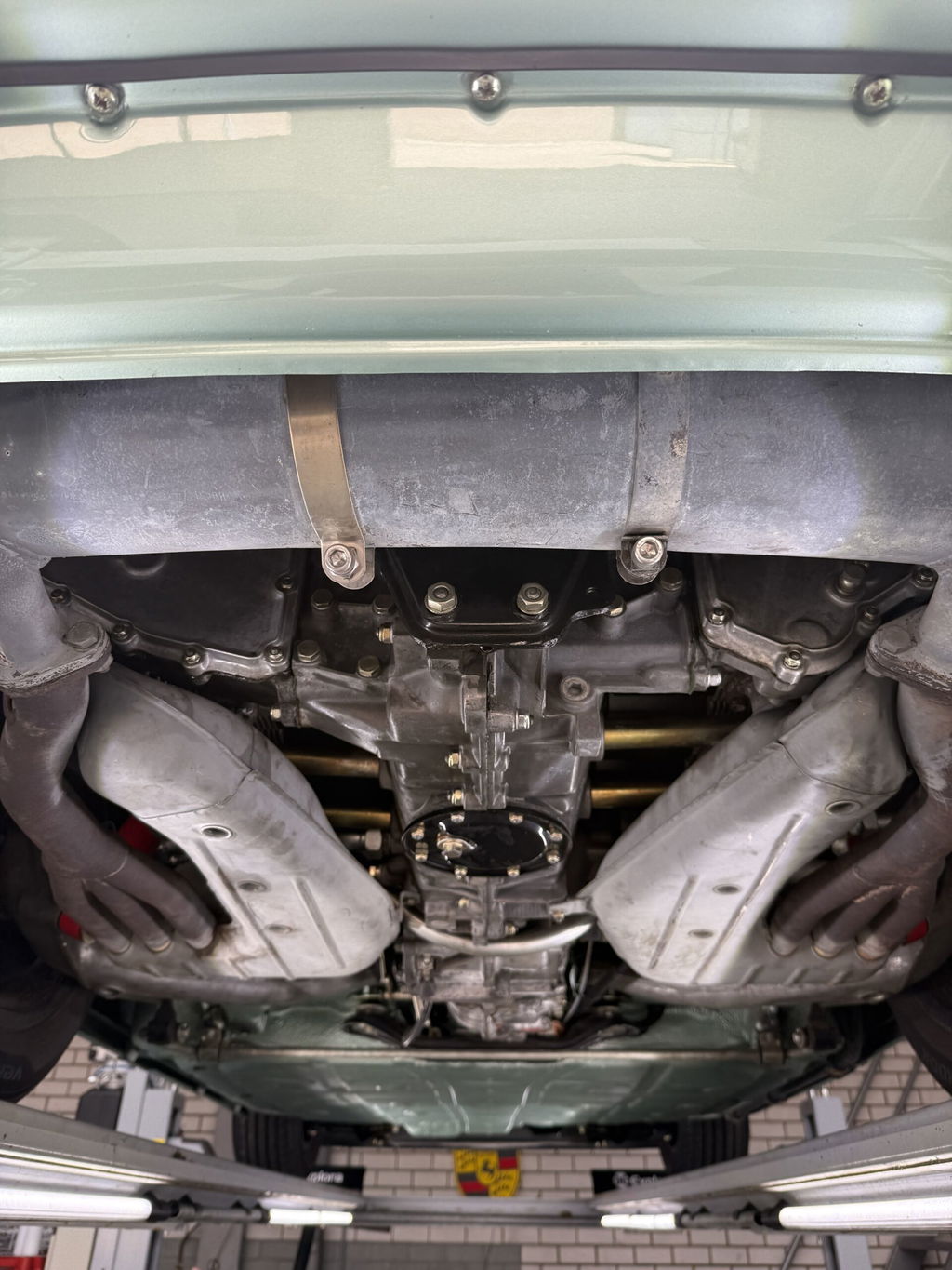 Porsche 911 Carrera 2.7