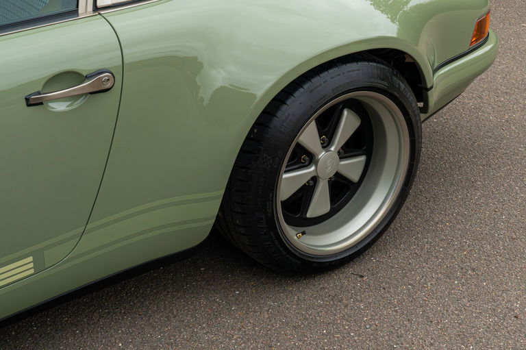 Porsche 911 Reimagined by Singer