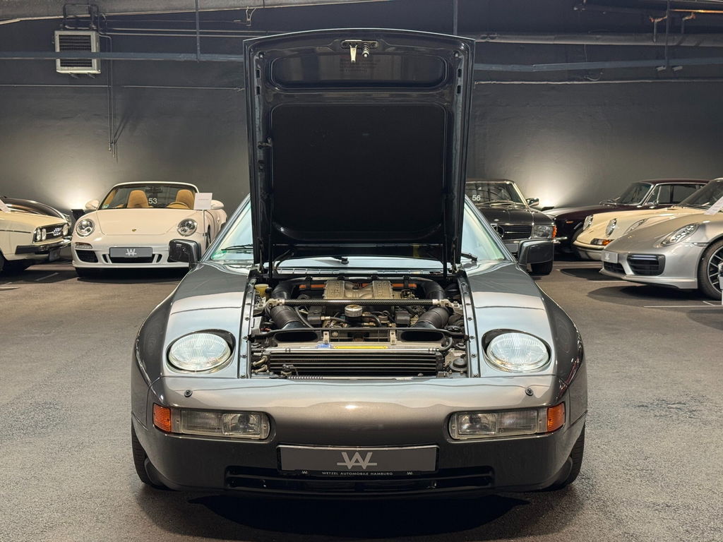 Porsche 928 S4