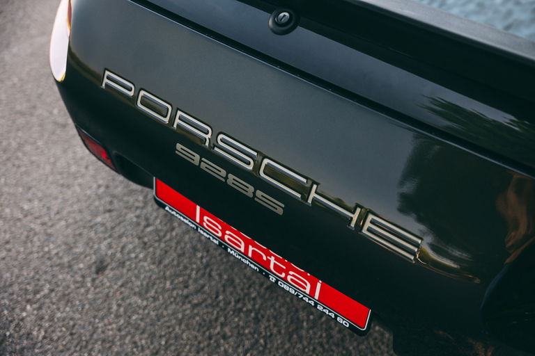 Porsche 928 S