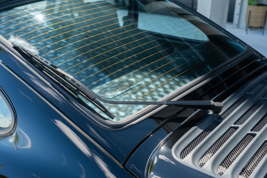 Porsche 911 Turbo 3.3 (US)