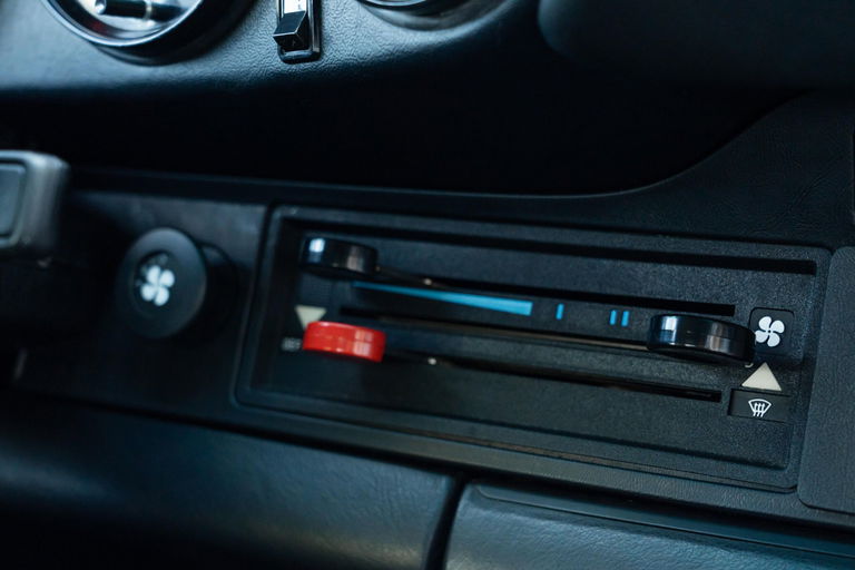 Porsche 911 Turbo 3.3 (US)