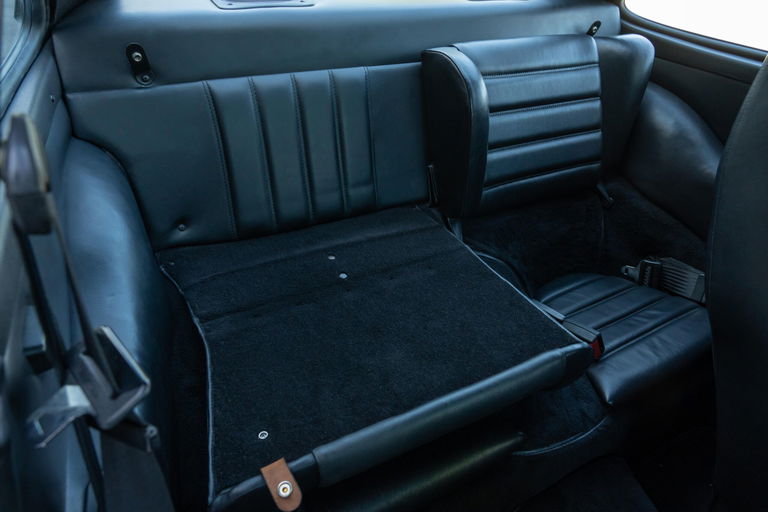 Porsche 911 Turbo 3.3 (US)