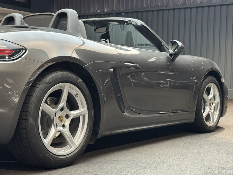 Porsche 718 Boxster