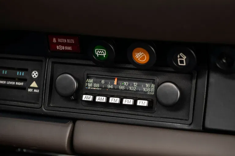 Porsche 911 Turbo 3.0 (US)