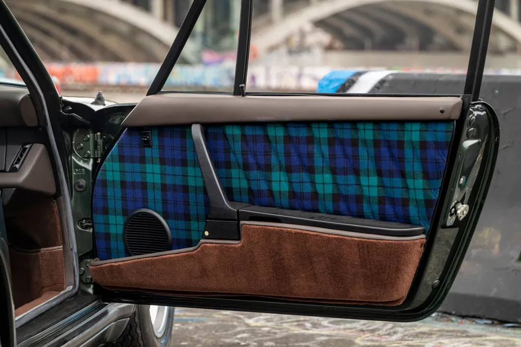 Porsche 911 Turbo 3.0 (US)