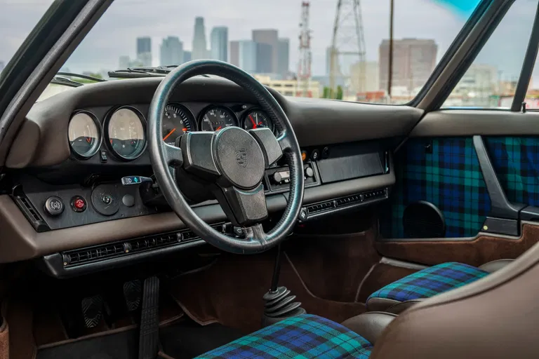 Porsche 911 Turbo 3.0 (US)