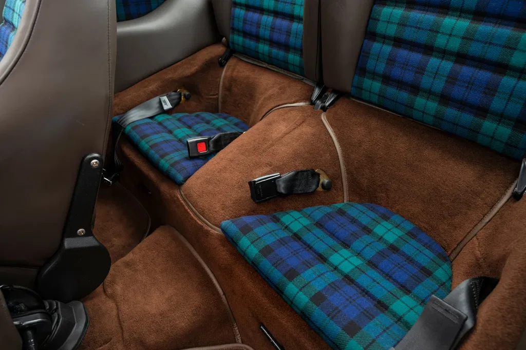 Porsche 911 Turbo 3.0 (US)