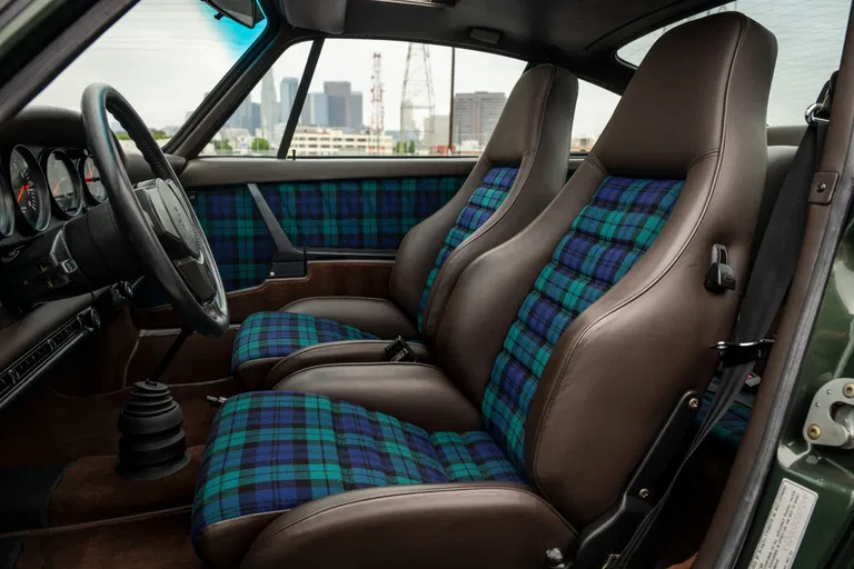 Porsche 911 Turbo 3.0 (US)