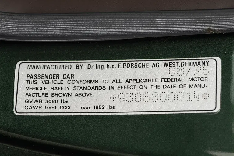 Porsche 911 Turbo 3.0 (US)