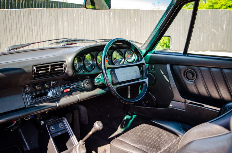 Porsche 911 Carrera 3.2