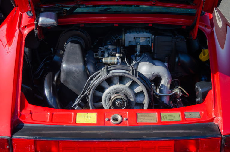 Porsche 911 Carrera 3.2