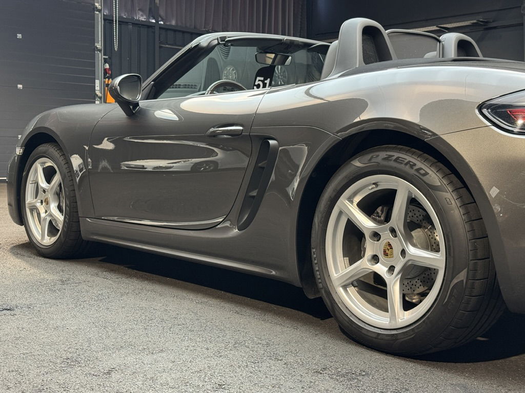 Porsche 718 Boxster