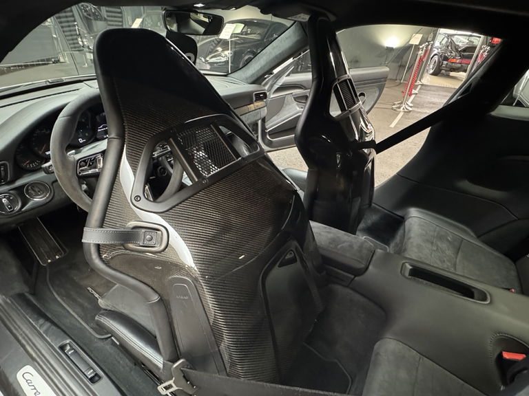 Porsche 991.2 Carrera 4 GTS