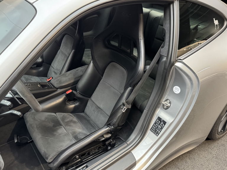 Porsche 991.2 Carrera 4 GTS