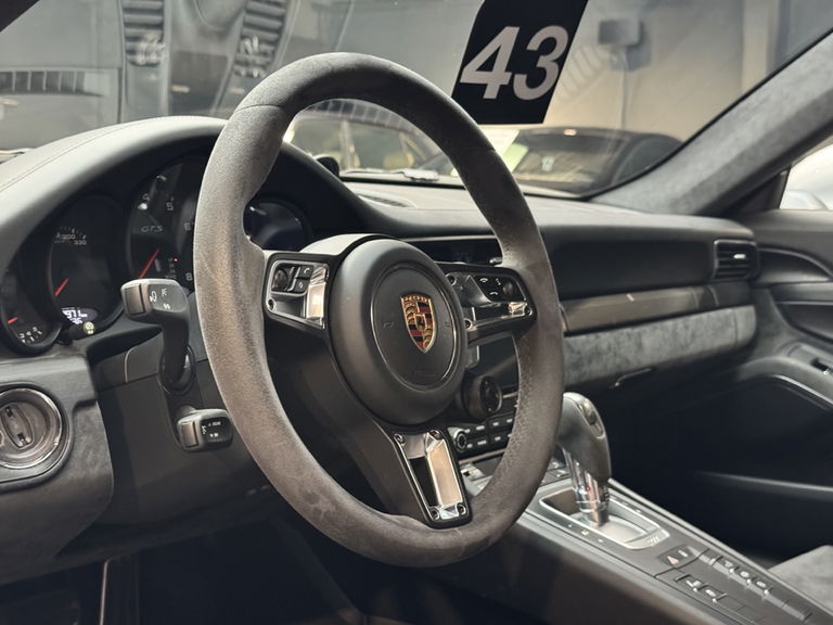 Porsche 991.2 Carrera 4 GTS