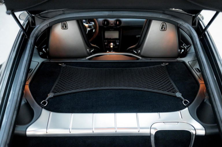 Porsche 987 Cayman R