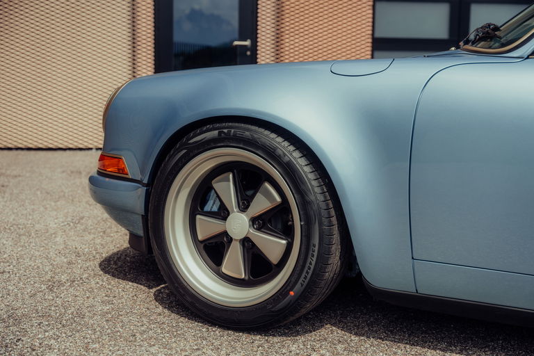 Porsche 911 Reimagined by Singer