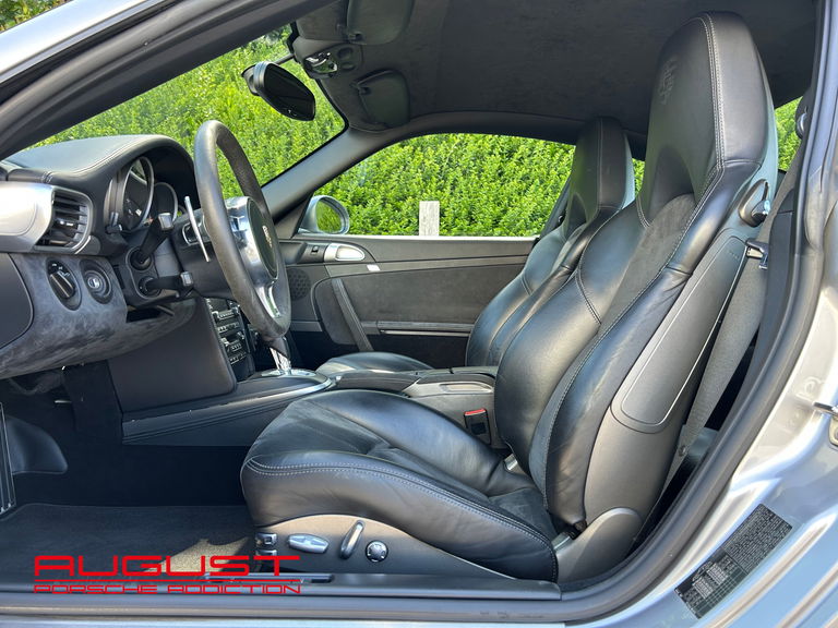 Porsche 997.2 Carrera GTS