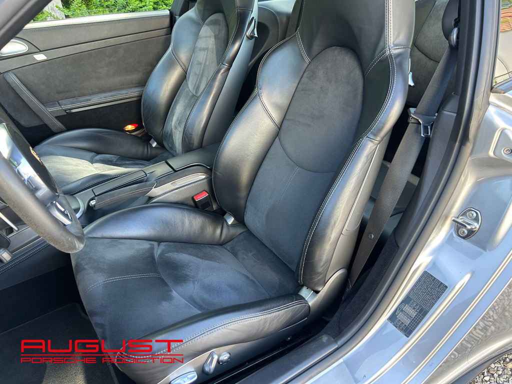 Porsche 997.2 Carrera GTS