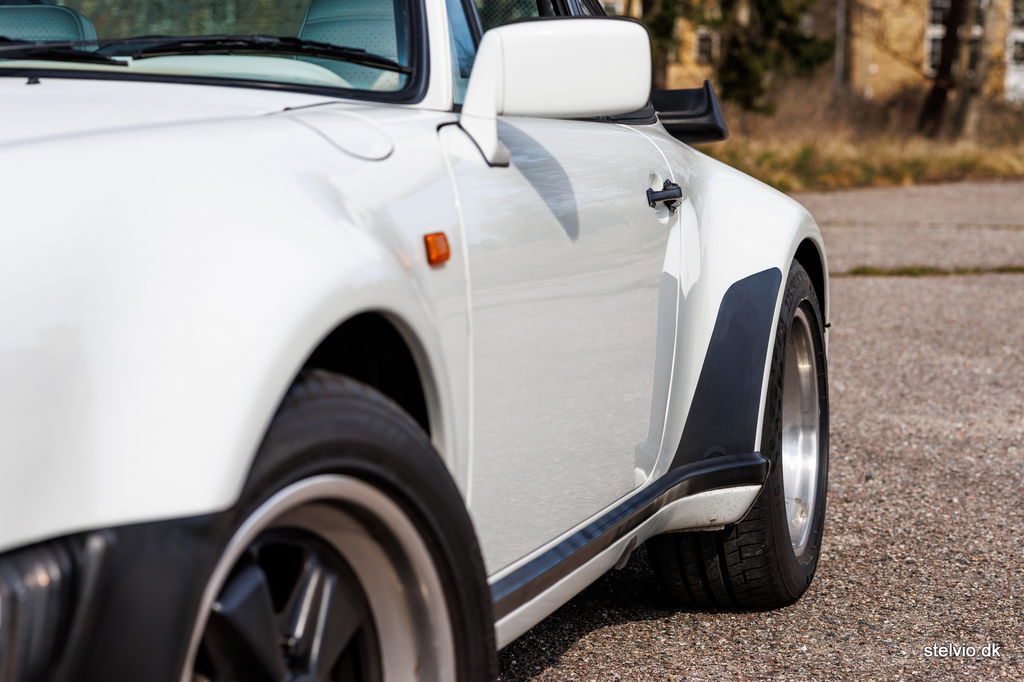 Porsche 911 Turbo 3.3