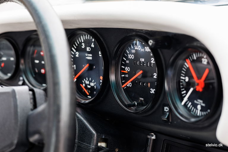 Porsche 911 Turbo 3.3