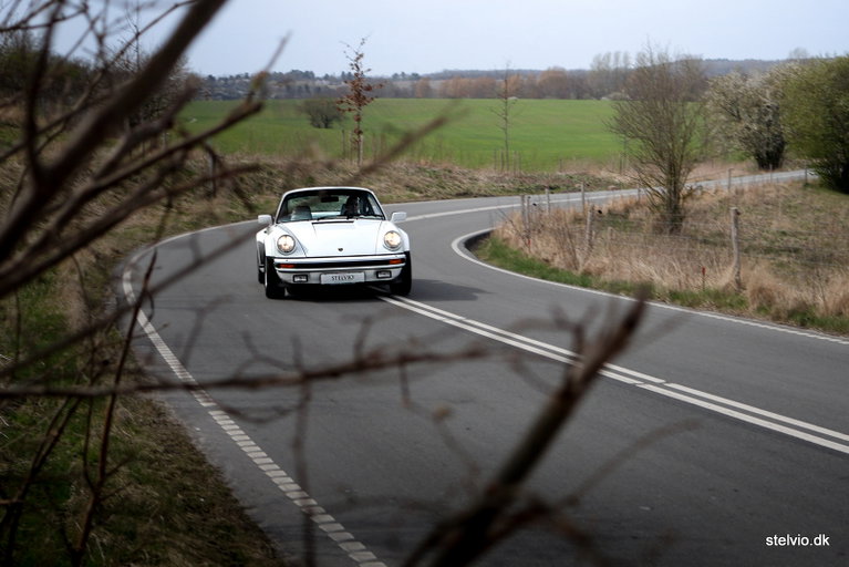 Porsche 911 Turbo 3.3