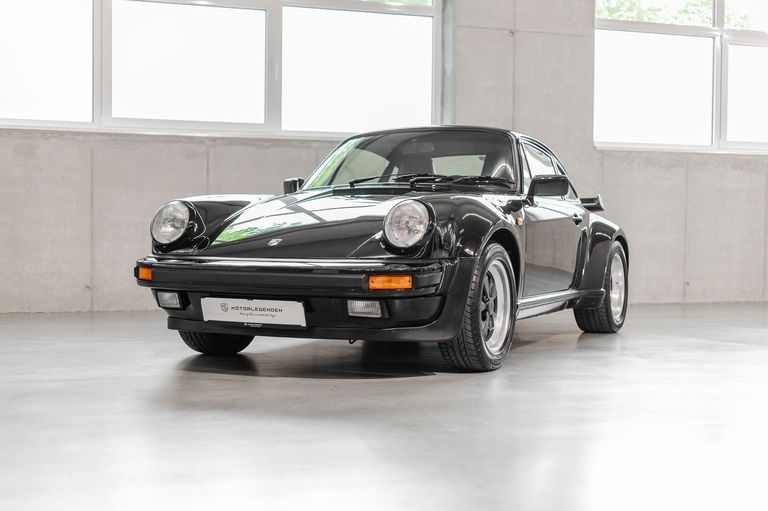 Porsche 911 Turbo 3.3