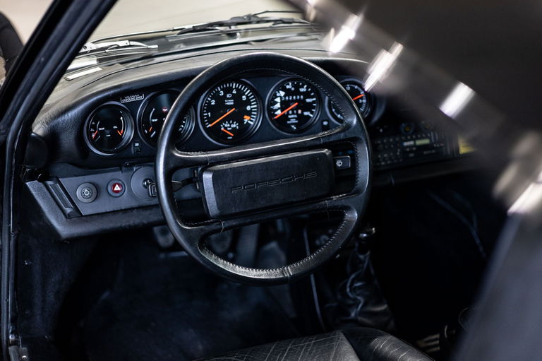 Porsche 911 Turbo 3.3