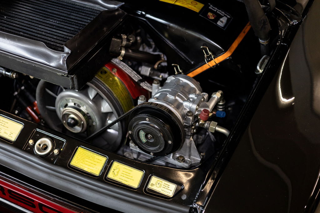 Porsche 911 Turbo 3.3