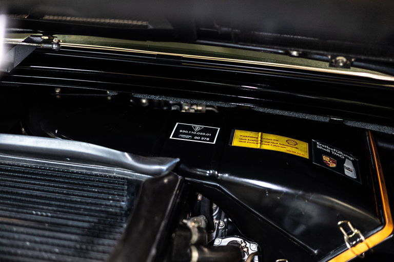 Porsche 911 Turbo 3.3