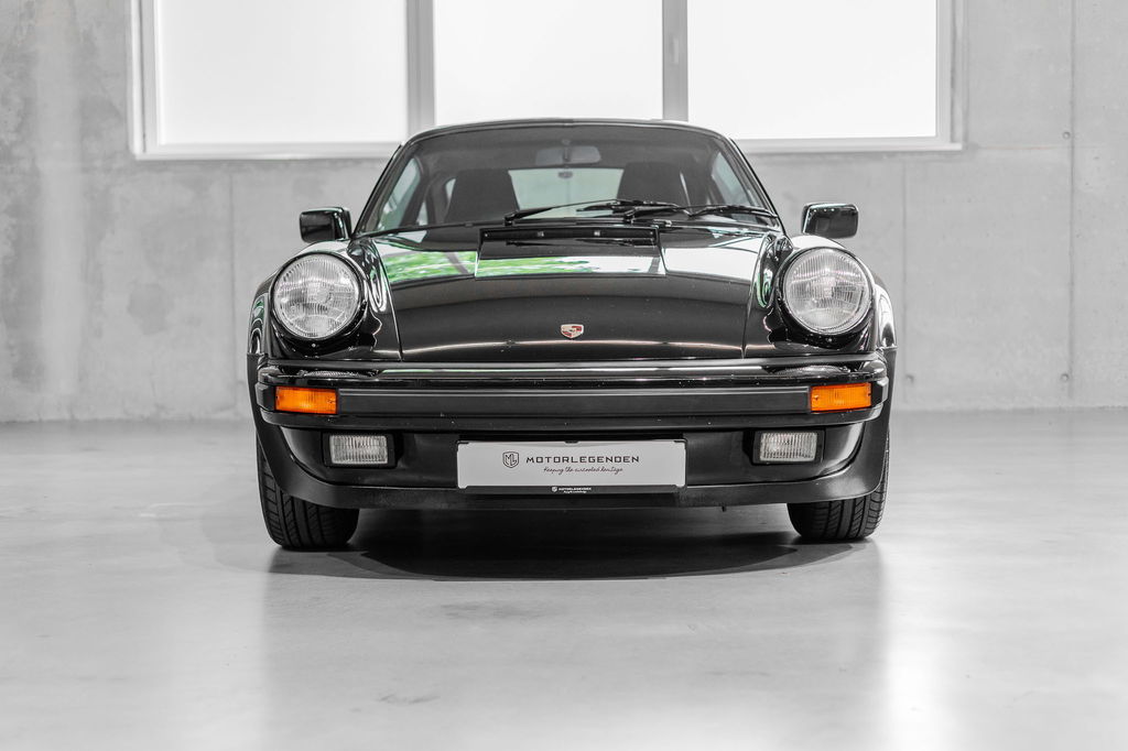 Porsche 911 Turbo 3.3