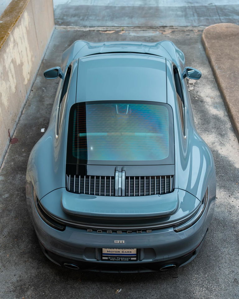 Porsche 992 Carrera 4S