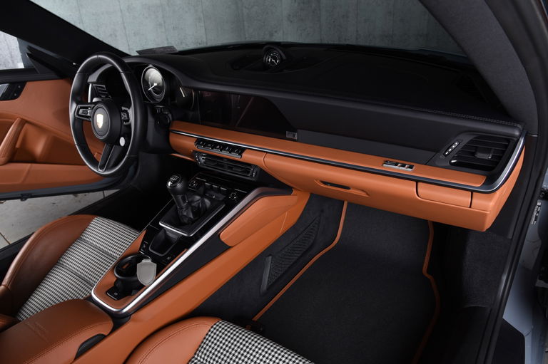 Porsche 992 Carrera 4S