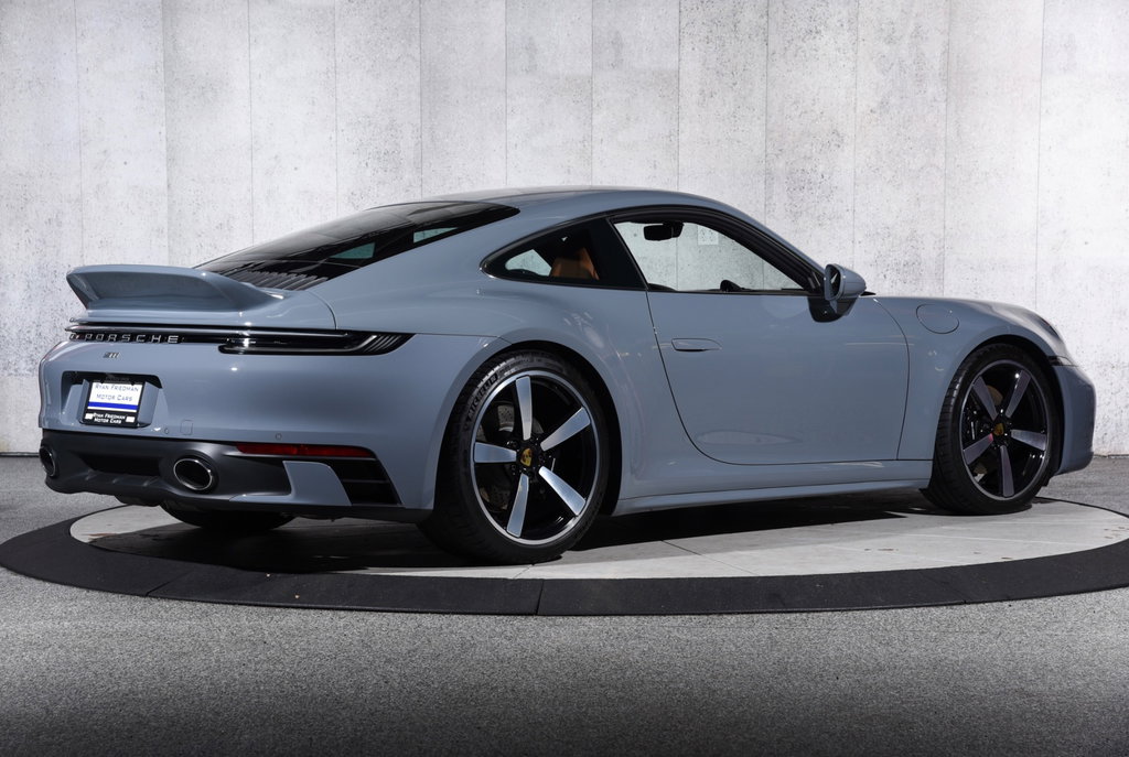 Porsche 992 Carrera 4S