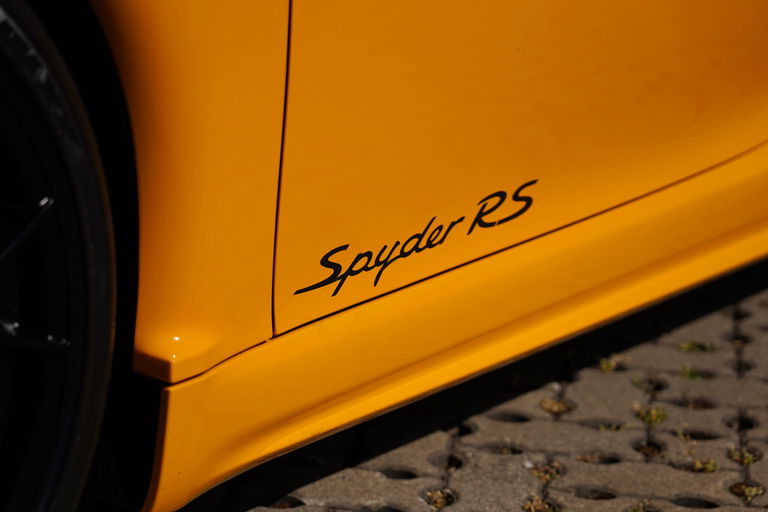 Porsche 718 Spyder RS
