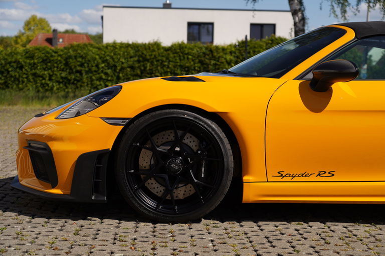 Porsche 718 Spyder RS