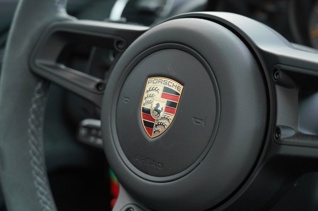 Porsche 718 Spyder RS