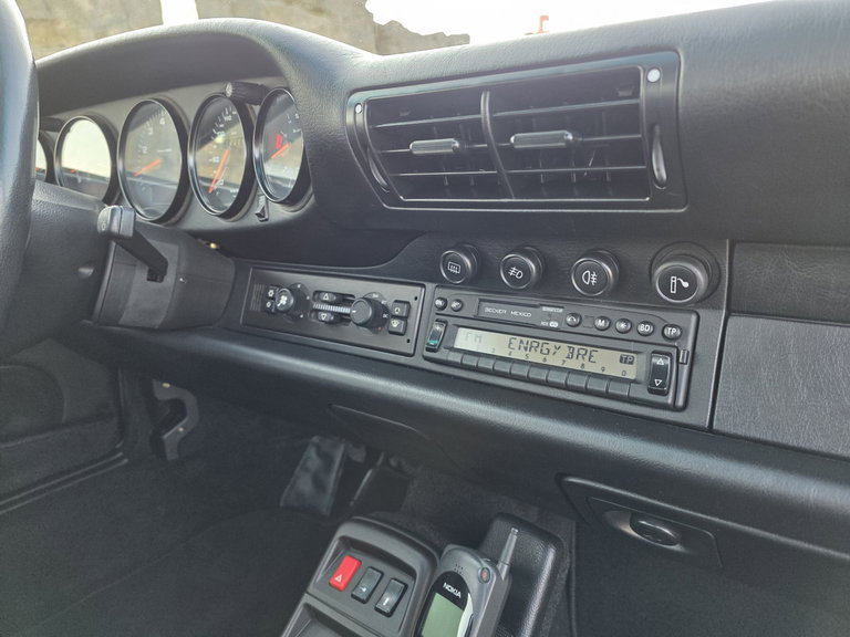 Porsche 993 Carrera 4