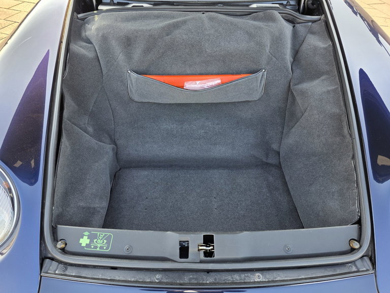Porsche 993 Carrera 4