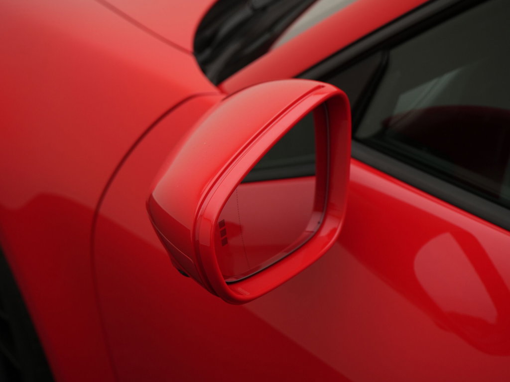 Porsche 992 Carrera 4 GTS