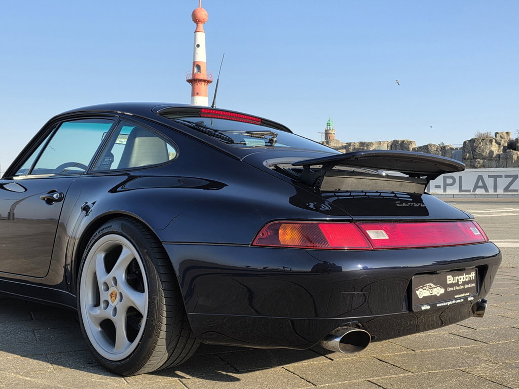 Porsche 993 Carrera 4