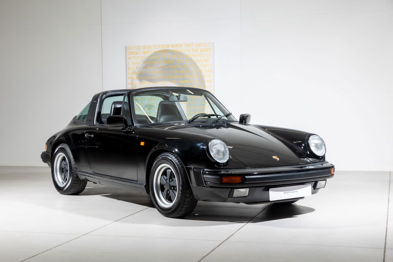 Porsche 911 Carrera 3.2