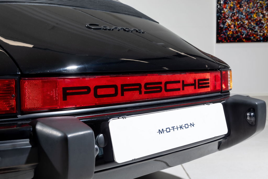 Porsche 911 Carrera 3.2