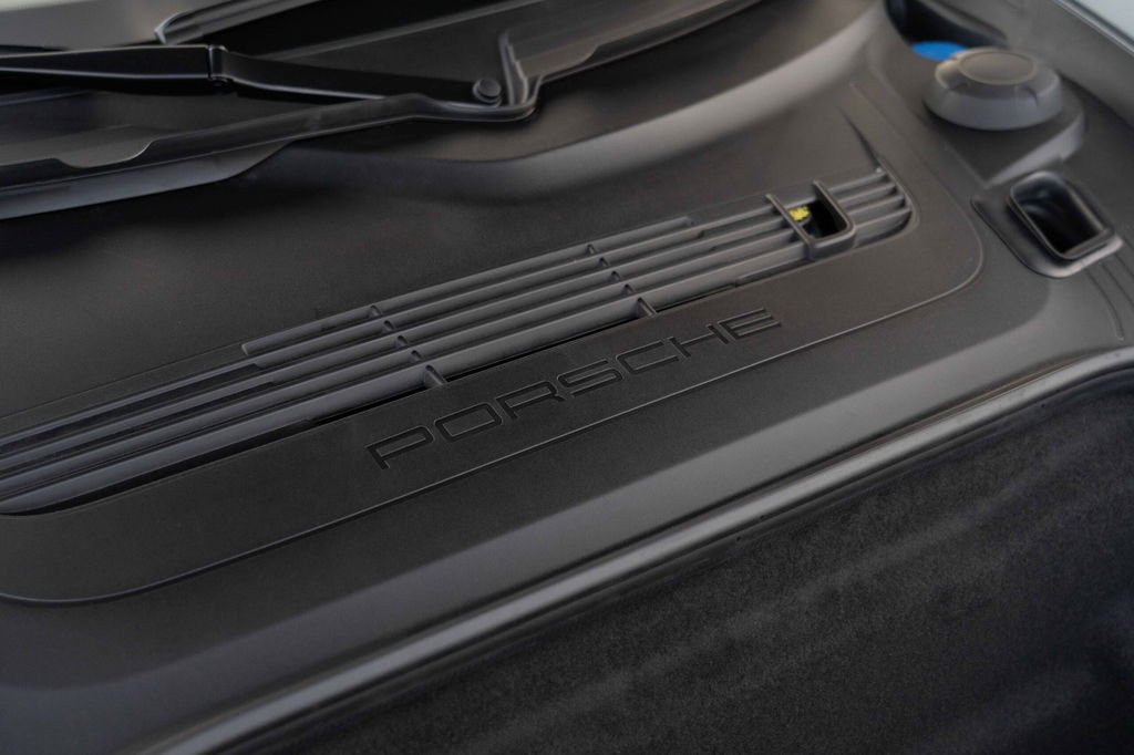 Porsche 718 Spyder RS