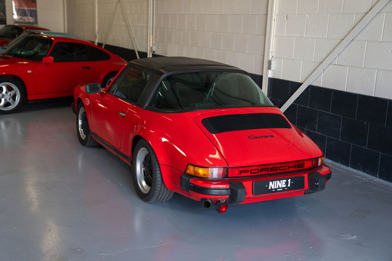 Porsche 911 Carrera 3.2 (US)